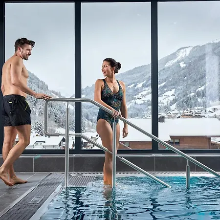 Active Nature Seemount 4*