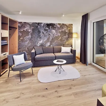 Active Nature Seemount Hotel 4*
