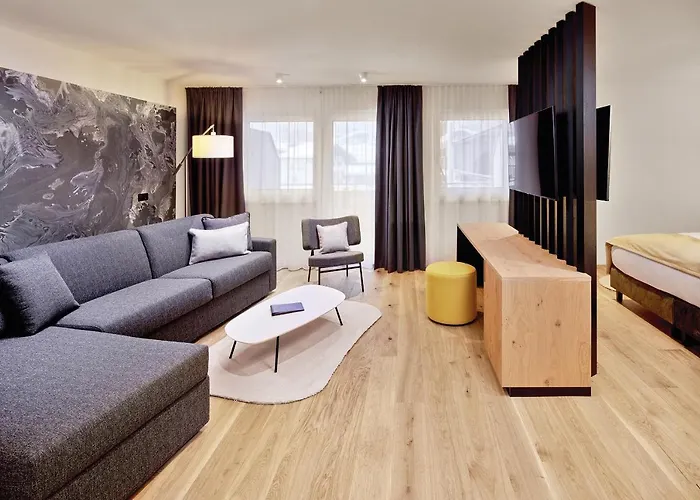 Active Nature Seemount See