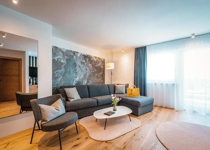 Active Nature Seemount Hotel