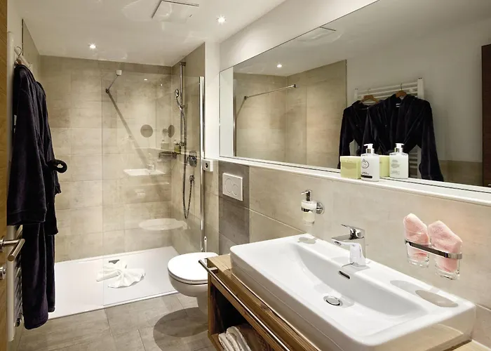 Active Nature Seemount Hotel 4*