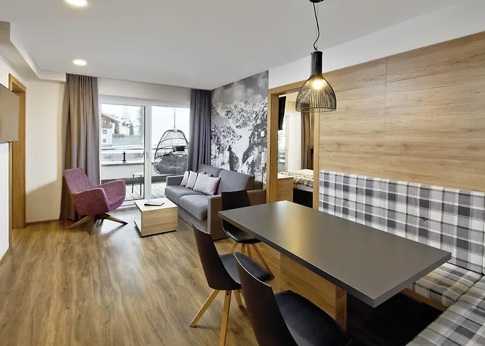 Active Nature Seemount See