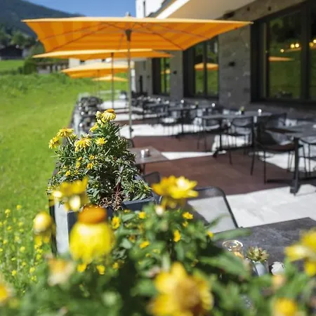 Active Nature Seemount Hotel